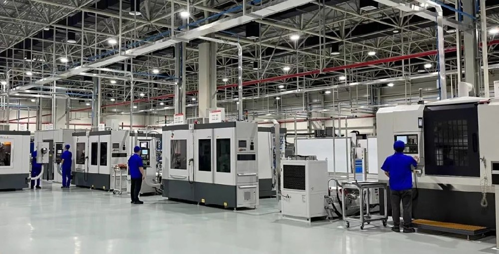 譚旭光：全力確保重慶員工防暑降溫、安全生產(chǎn)！
